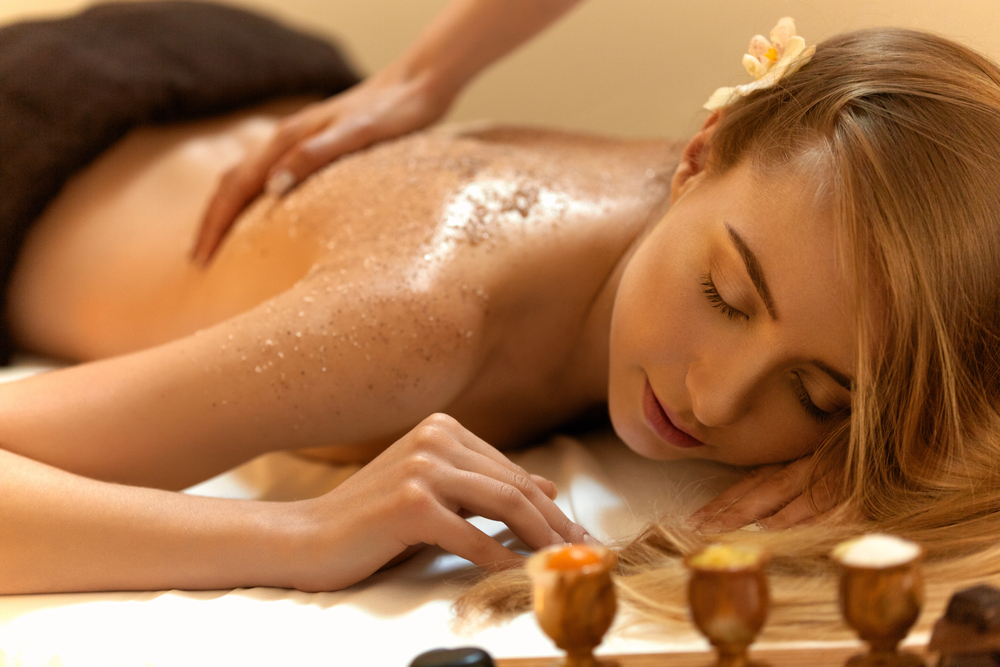 salt scrub massage
